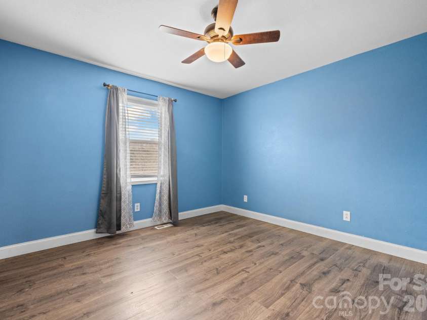 4820 Wordsworth Circle, Conover, NC 28613.  MLS# CAR4352986, YatesRealty ID 12432. 