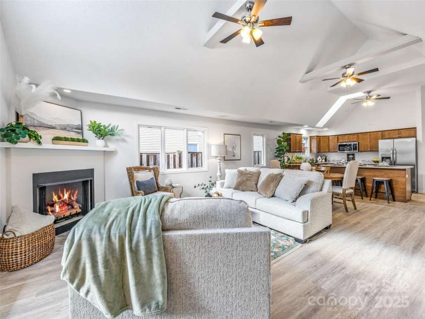 34 Beekeeper Trail, Swannanoa, NC 28778.  MLS# CAR4321966, YatesRealty ID 12434. Open floor plan great for entertaining