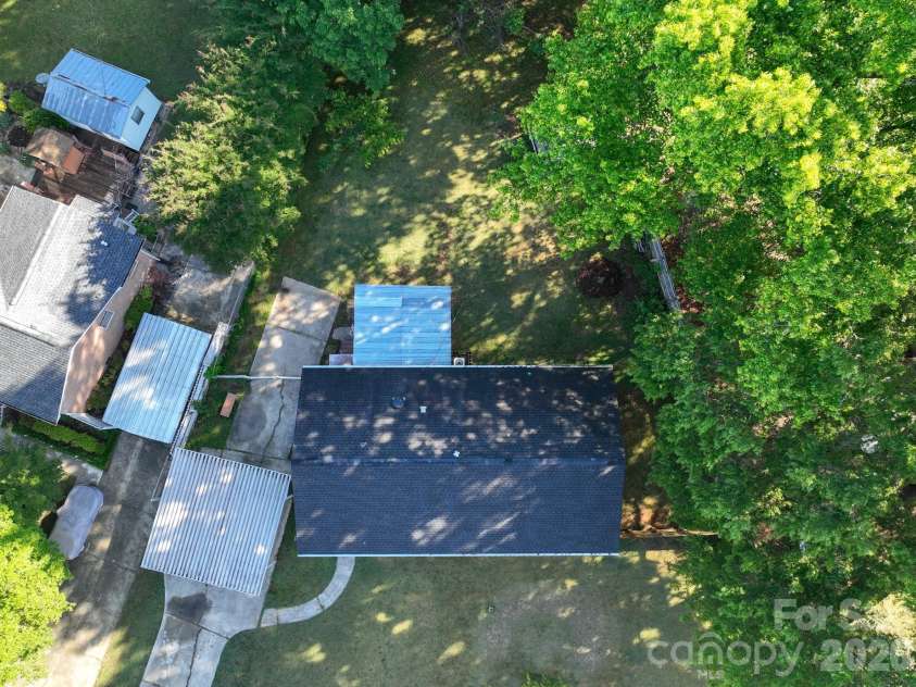 4131 Woodgreen Terrace, Charlotte, NC 28205.  MLS# CAR4369298, YatesRealty ID 12434. 