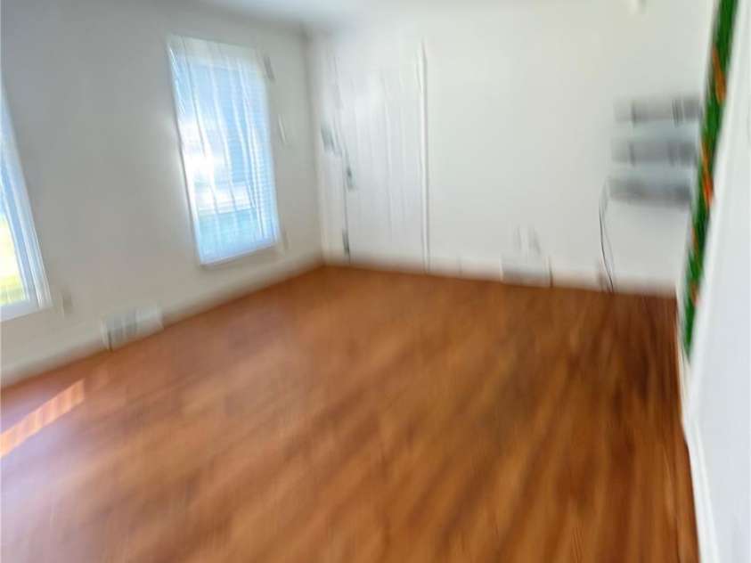 4131 Woodgreen Terrace, Charlotte, NC 28205.  MLS# CAR4369298, YatesRealty ID 12434. 