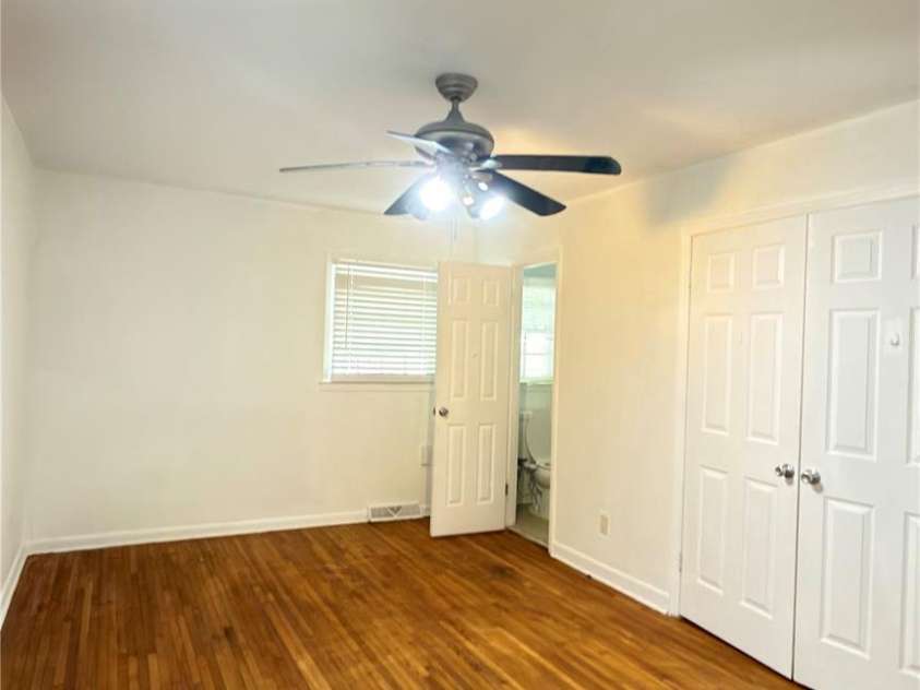 4131 Woodgreen Terrace, Charlotte, NC 28205.  MLS# CAR4369298, YatesRealty ID 12434. 