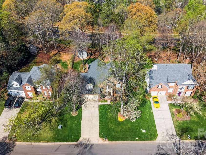 15325 Great Glen Lane, Huntersville, NC 28078.  MLS# CAR4358599, YatesRealty ID 12435. 