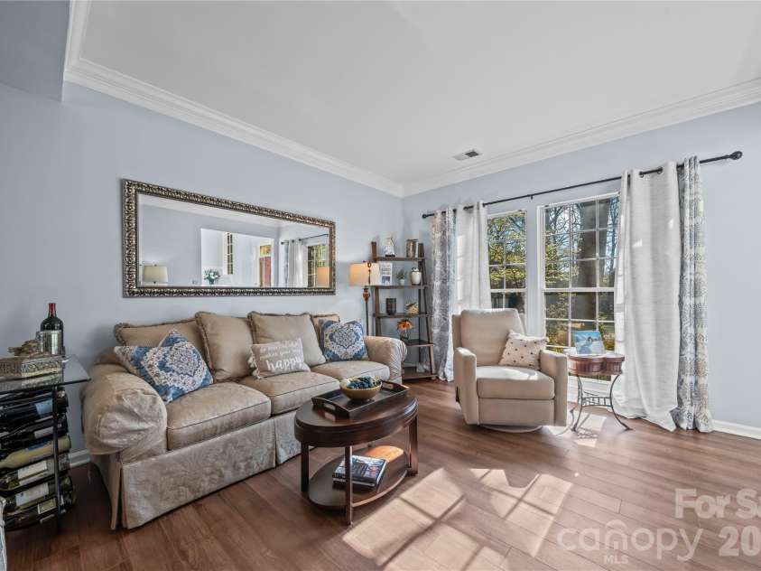 15325 Great Glen Lane, Huntersville, NC 28078.  MLS# CAR4358599, YatesRealty ID 12435. 
