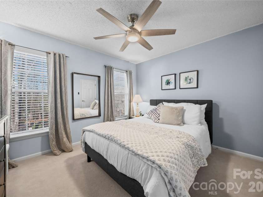 15325 Great Glen Lane, Huntersville, NC 28078.  MLS# CAR4358599, YatesRealty ID 12435. 