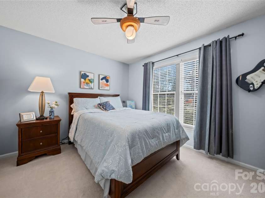 15325 Great Glen Lane, Huntersville, NC 28078.  MLS# CAR4358599, YatesRealty ID 12435. 