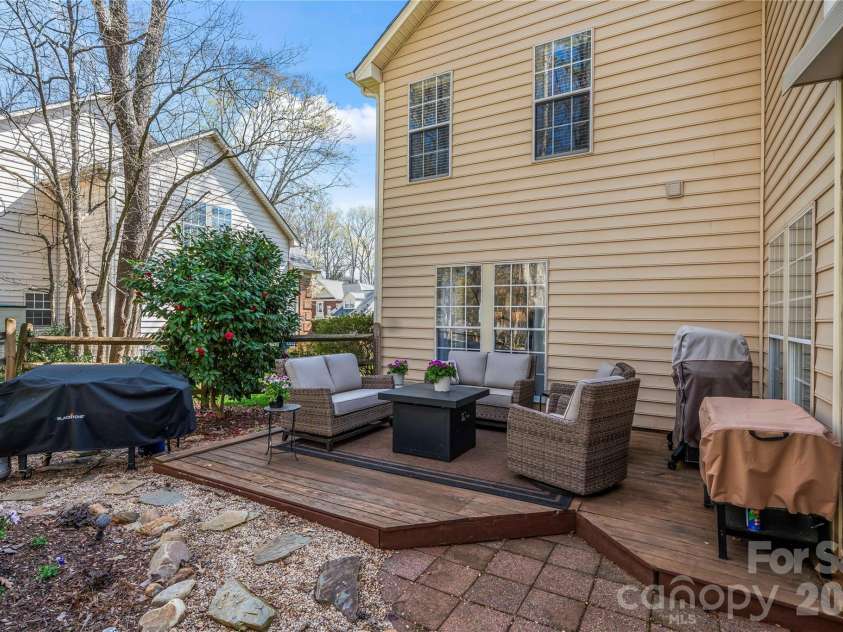 15325 Great Glen Lane, Huntersville, NC 28078.  MLS# CAR4358599, YatesRealty ID 12435. 