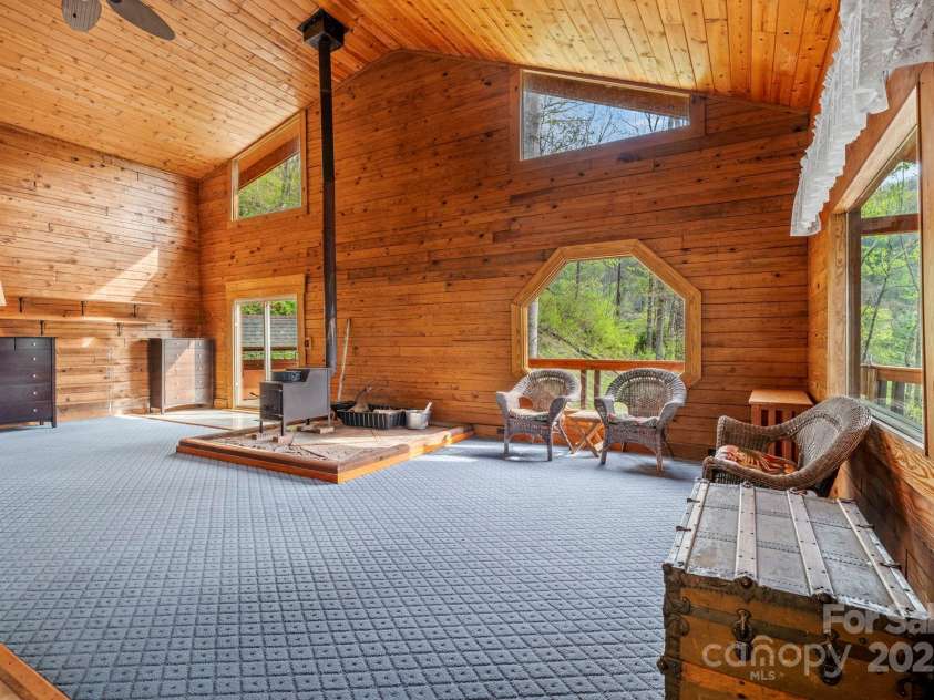 689 Osborne Road, Clyde, NC 28721.  MLS# CAR4250291, YatesRealty ID 12436. 