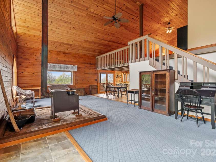 689 Osborne Road, Clyde, NC 28721.  MLS# CAR4250291, YatesRealty ID 12436. 