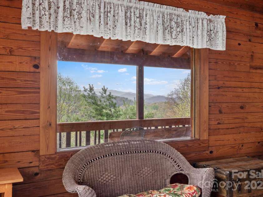 689 Osborne Road, Clyde, NC 28721.  MLS# CAR4250291, YatesRealty ID 12436. 