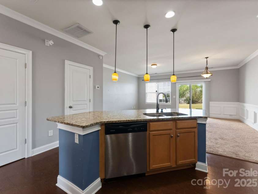 193 Halton Crossing Drive, Concord, NC 28027.  MLS# CAR4310395, YatesRealty ID 12437. 