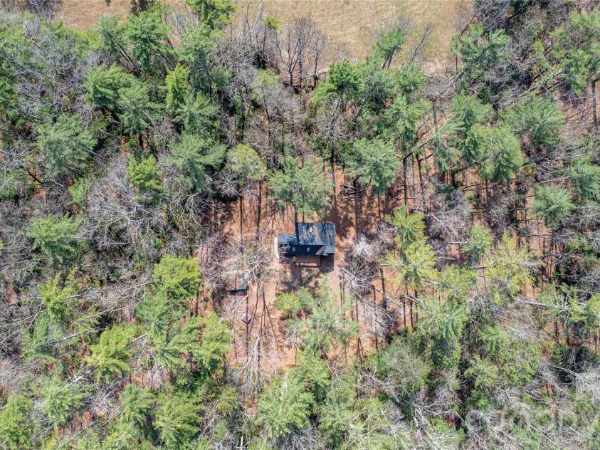 261 Maga Lane, Brevard, NC 28712.  MLS# CAR4356969, YatesRealty ID 12440. 