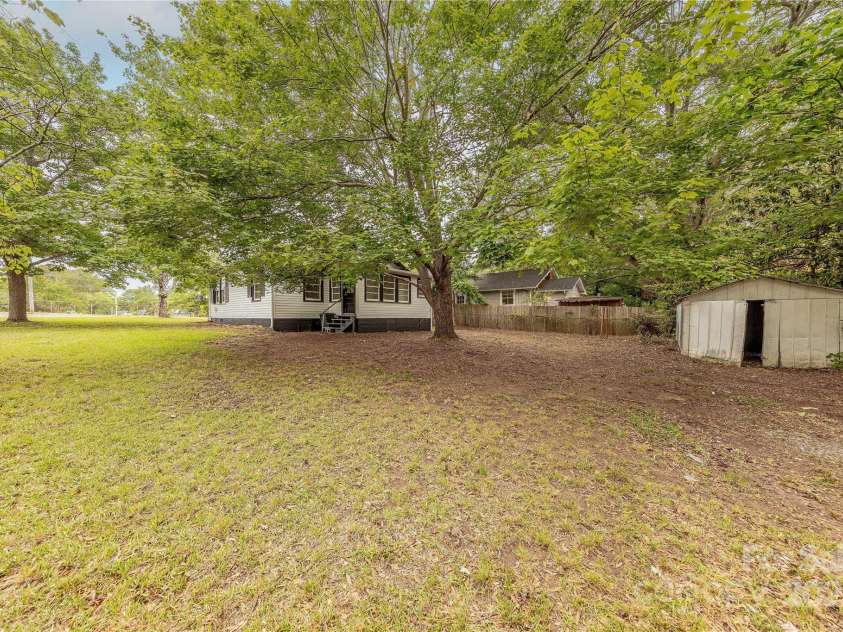 10 Bolt Drive, Shelby, NC 28150.  MLS# CAR4256256, YatesRealty ID 12441. Backyard