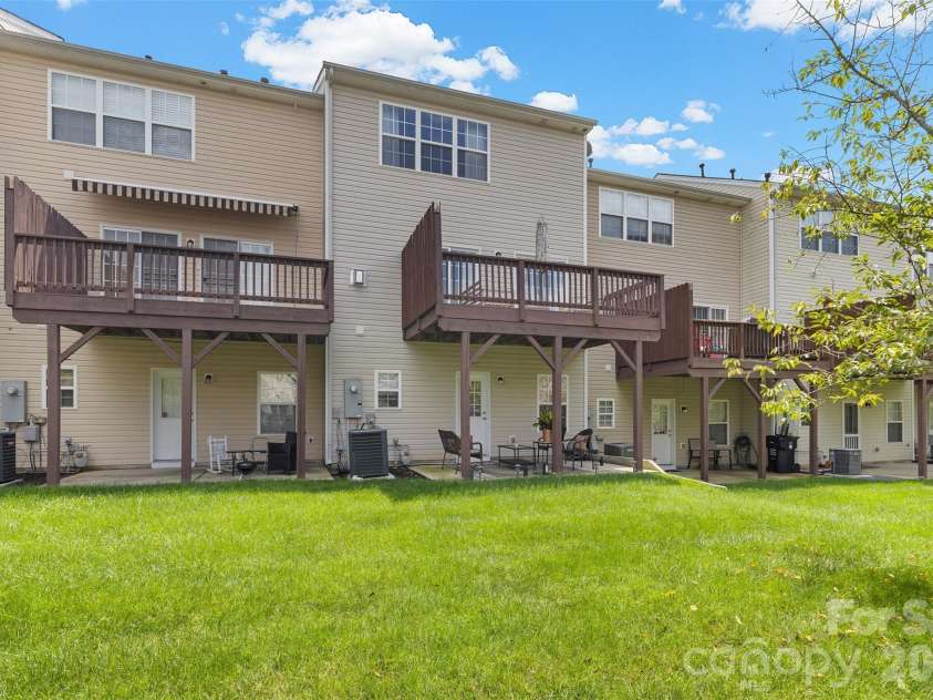1266 Amber Ridge Road, Concord, NC 28027.  MLS# CAR4370497, YatesRealty ID 12441. 