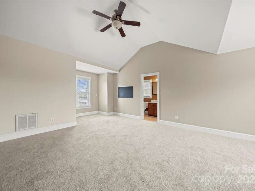 6218 Indian Trail Fairview Road, Indian Trail, NC 28079.  MLS# CAR4250864, YatesRealty ID 12442. 3rd bedroom - 2nd floor