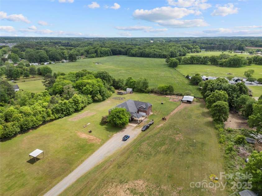 6218 Indian Trail Fairview Road, Indian Trail, NC 28079.  MLS# CAR4250864, YatesRealty ID 12442. Equestrian Property in Indian Trail.