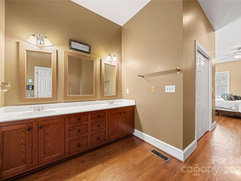 6218 Indian Trail Fairview Road, Indian Trail, NC 28079.  MLS# CAR4327618, YatesRealty ID 12442. 