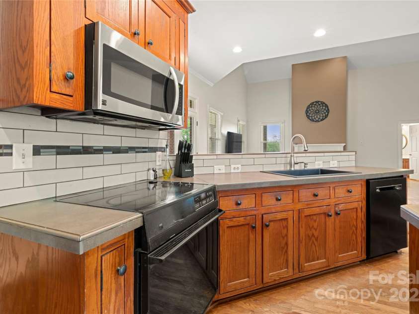 6218 Indian Trail Fairview Road, Indian Trail, NC 28079.  MLS# CAR4327618, YatesRealty ID 12442. Open configuration