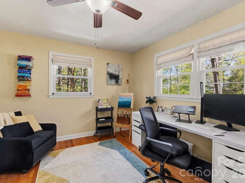 6 Marley Drive, Flat Rock, NC 28731.  MLS# CAR4347131, YatesRealty ID 12443. 