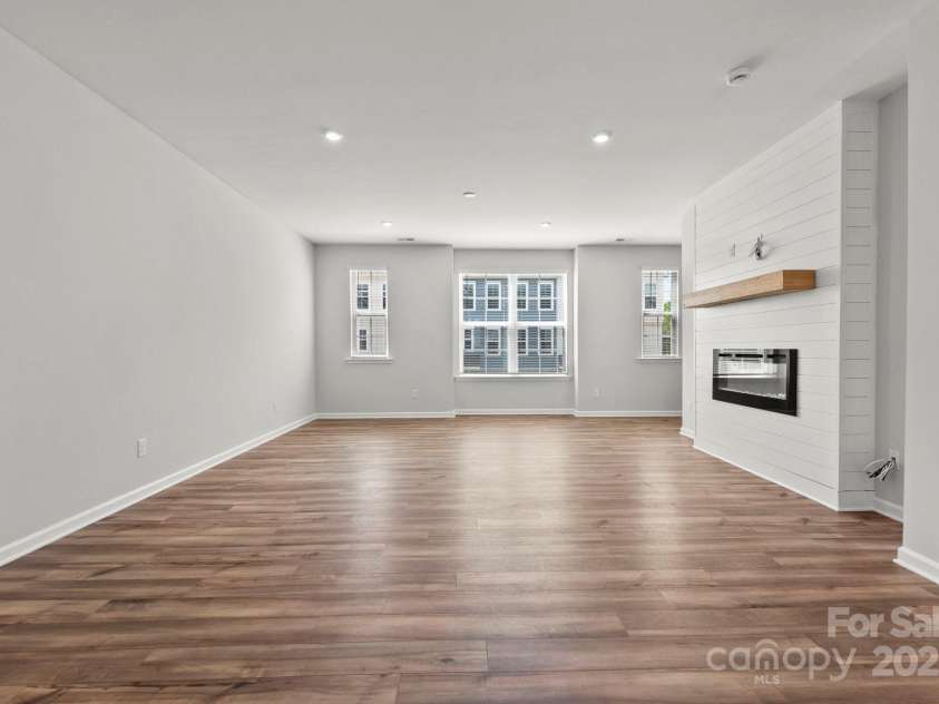 7117 Brookview Lane, Sherrills Ford, NC 28673.  MLS# CAR4244110, YatesRealty ID 12443. 