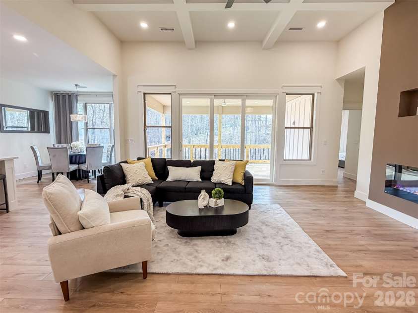 1322 Kensington Circle, Newton, NC 28658.  MLS# CAR4349642, YatesRealty ID 12444. 