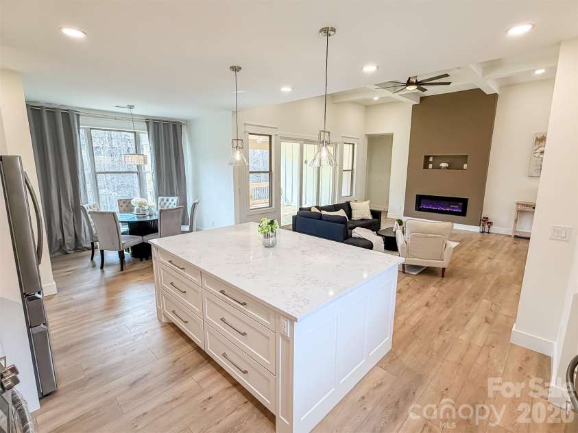 1322 Kensington Circle, Newton, NC 28658.  MLS# CAR4349642, YatesRealty ID 12444. 