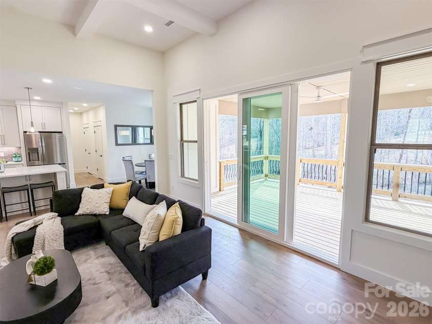 1322 Kensington Circle, Newton, NC 28658.  MLS# CAR4349642, YatesRealty ID 12444. 