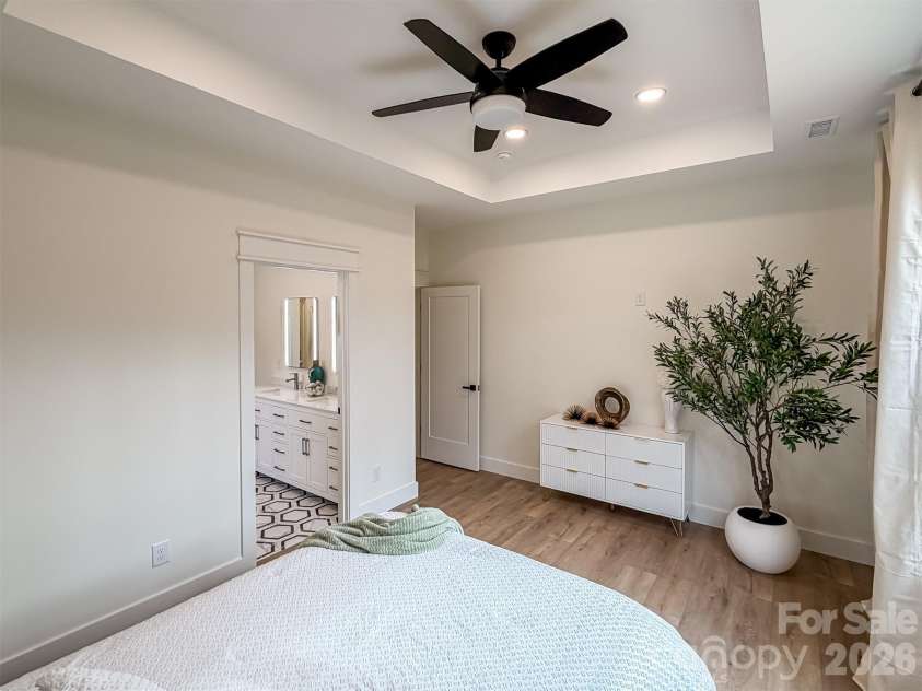 1322 Kensington Circle, Newton, NC 28658.  MLS# CAR4349642, YatesRealty ID 12444. 