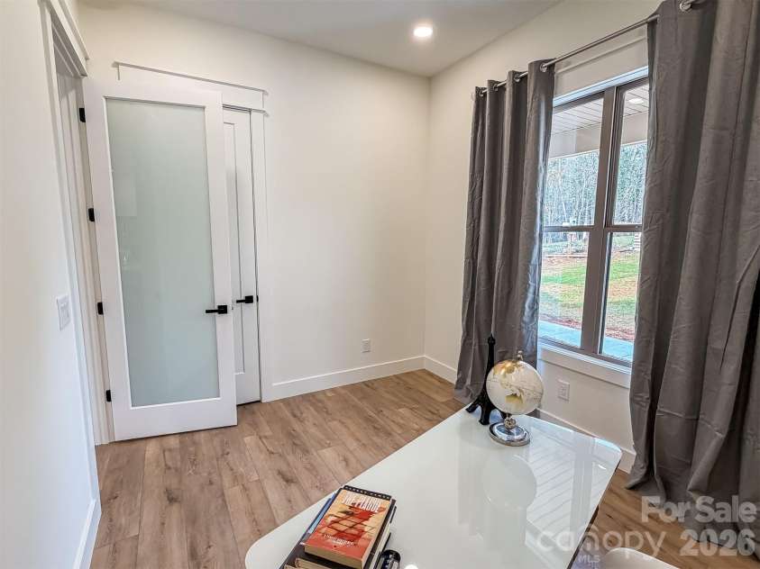 1322 Kensington Circle, Newton, NC 28658.  MLS# CAR4349642, YatesRealty ID 12444. 