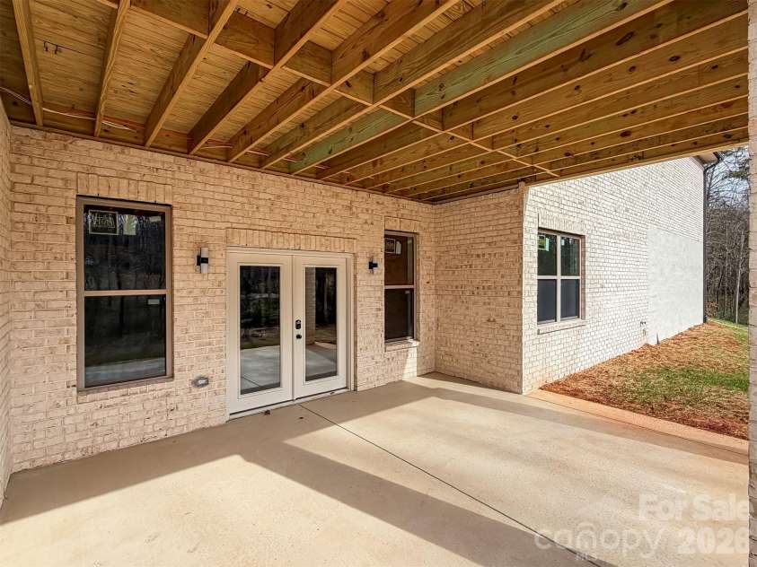 1322 Kensington Circle, Newton, NC 28658.  MLS# CAR4349642, YatesRealty ID 12444. 