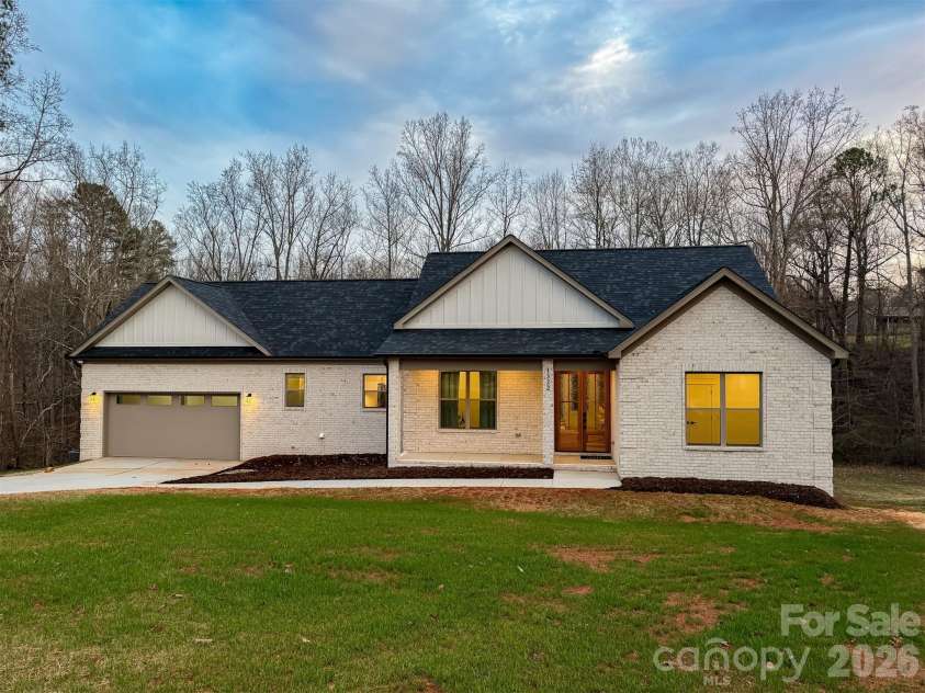 1322 Kensington Circle, Newton, NC 28658.  MLS# CAR4349642, YatesRealty ID 12444. 