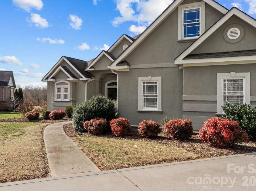 543 Muirfield Way, Salisbury, NC 28144.  MLS# CAR4367336, YatesRealty ID 12446. 