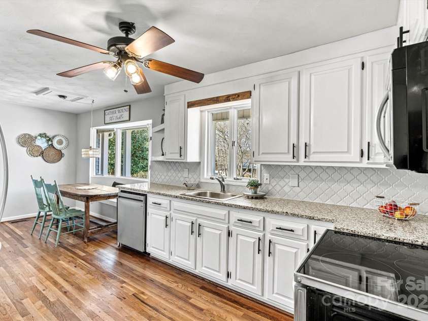 1140 Knollwood Drive, Claremont, NC 28610.  MLS# CAR4237158, YatesRealty ID 12447. Kitchen/Dining View