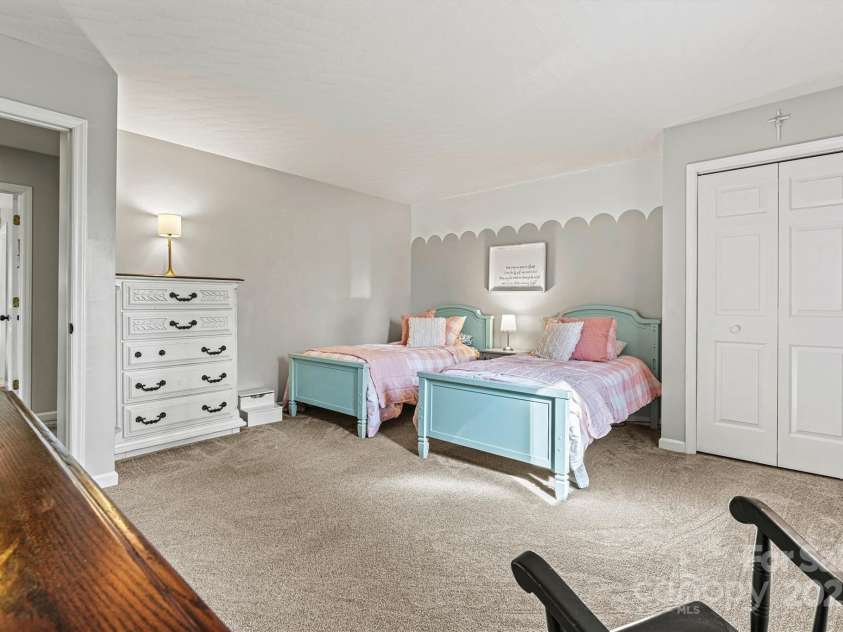 1140 Knollwood Drive, Claremont, NC 28610.  MLS# CAR4237158, YatesRealty ID 12447. Third Bedroom/Entry View