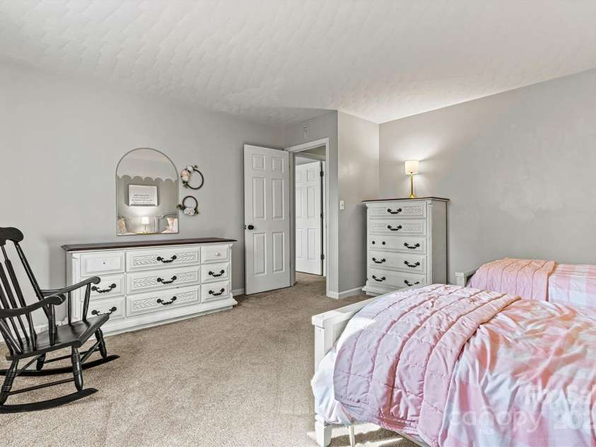 1140 Knollwood Drive, Claremont, NC 28610.  MLS# CAR4237158, YatesRealty ID 12447. Third Bedroom/Entry View