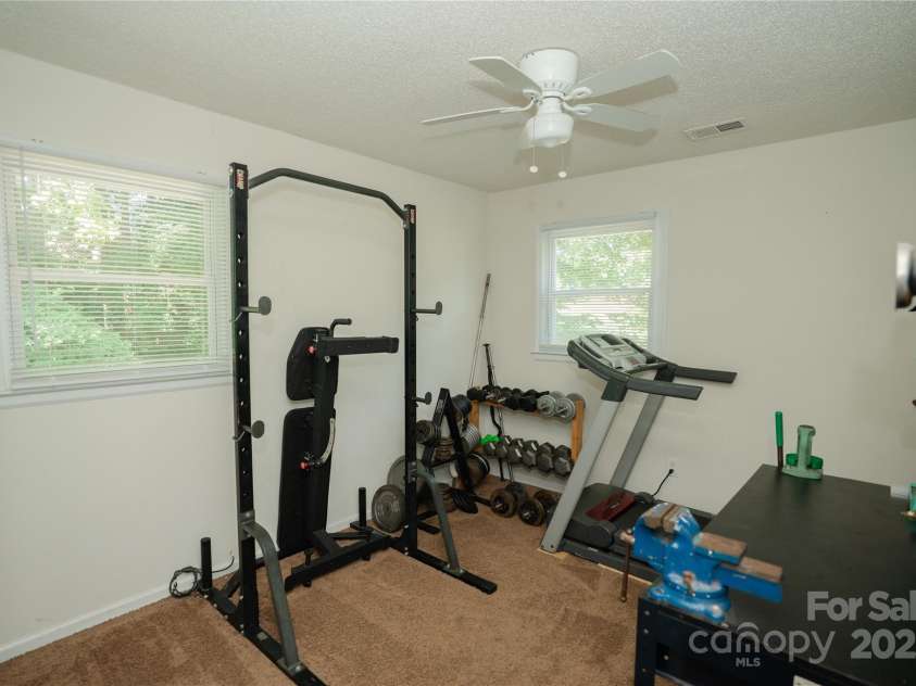 427 Willow Road, Salisbury, NC 28147.  MLS# CAR4290284, YatesRealty ID 12449. 