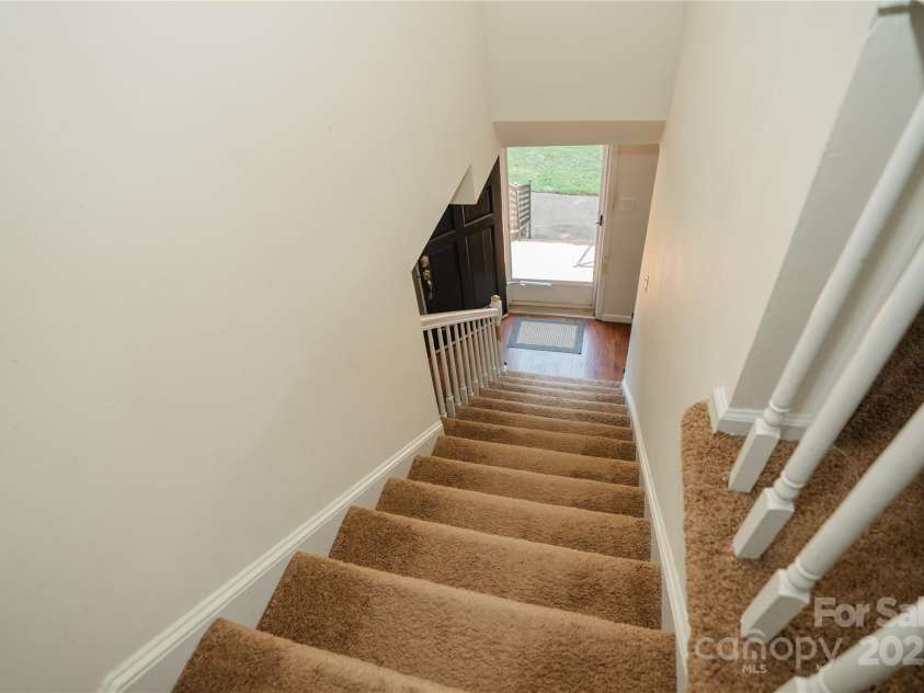 427 Willow Road, Salisbury, NC 28147.  MLS# CAR4290284, YatesRealty ID 12449. 