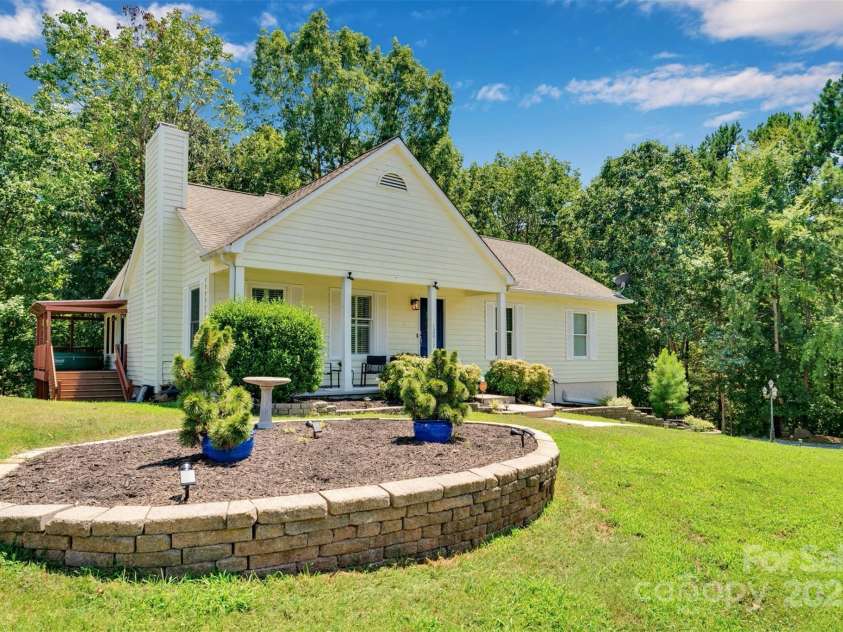 12017 Baywoods Drive, Tega Cay, SC 29708.  MLS# CAR4282105, YatesRealty ID 1245. 