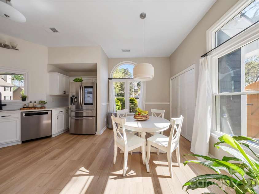 9600 Lawley Lane, Matthews, NC 28105.  MLS# CAR4366424, YatesRealty ID 12450. 