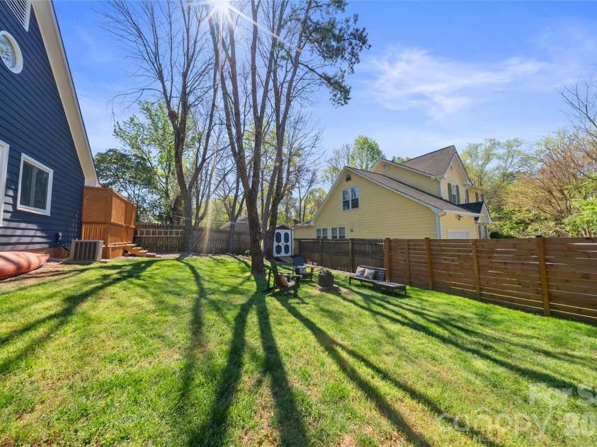 9600 Lawley Lane, Matthews, NC 28105.  MLS# CAR4366424, YatesRealty ID 12450. 