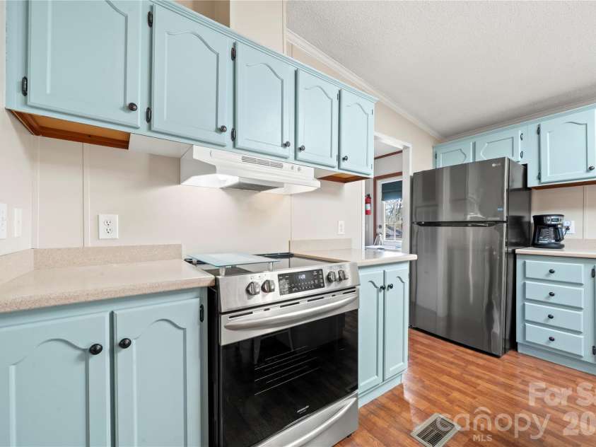 230 Valley View Drive, Clover, SC 29710.  MLS# CAR4368778, YatesRealty ID 12451. 