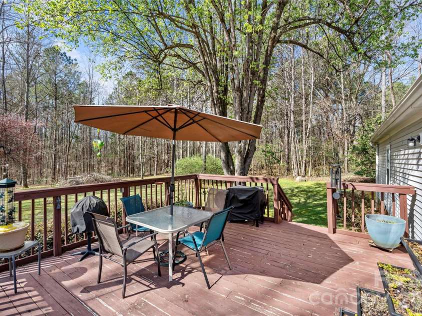 230 Valley View Drive, Clover, SC 29710.  MLS# CAR4368778, YatesRealty ID 12451. 