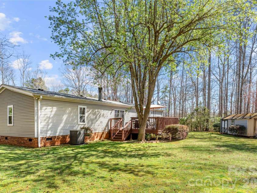230 Valley View Drive, Clover, SC 29710.  MLS# CAR4368778, YatesRealty ID 12451. 