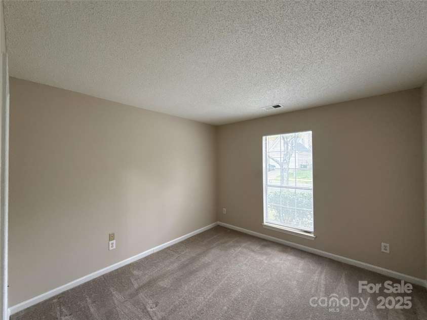 10400 Brawley Lane, Charlotte, NC 28215.  MLS# CAR4243290, YatesRealty ID 12452. 