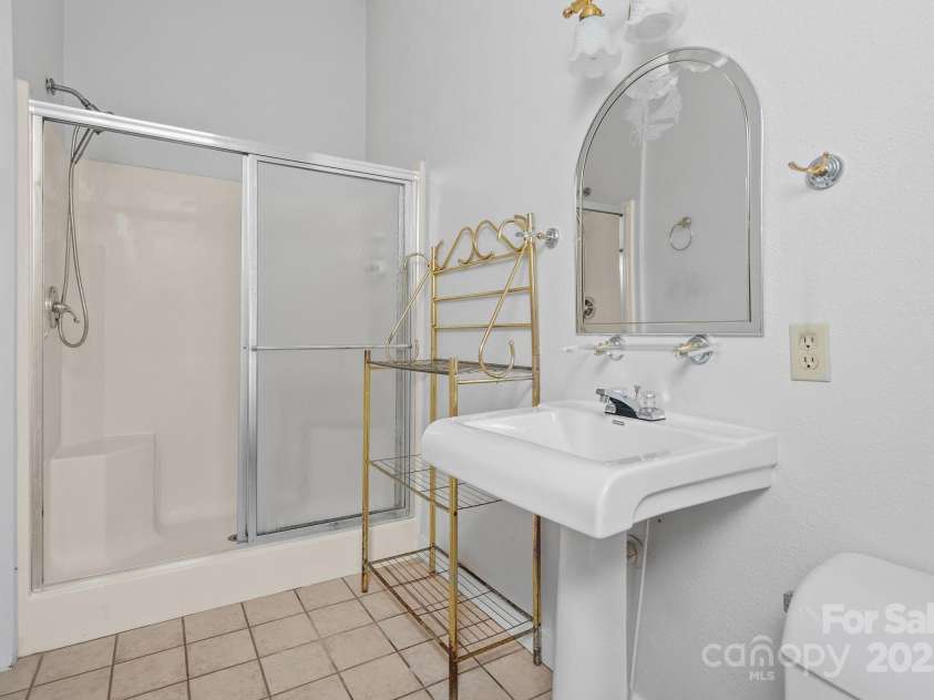 299 Blue Ridge Drive, Marion, NC 28752.  MLS# CAR4227374, YatesRealty ID 12453. 