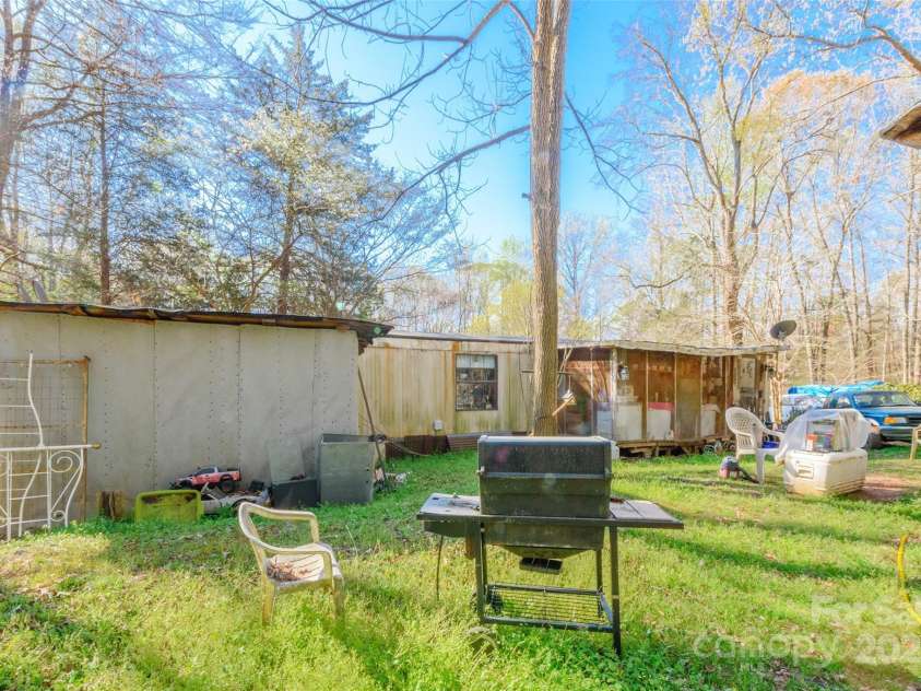 2150 Ashe Road, York, SC 29745.  MLS# CAR4239670, YatesRealty ID 12454. 