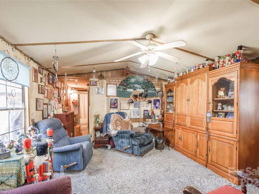 2150 Ashe Road, York, SC 29745.  MLS# CAR4239670, YatesRealty ID 12454. 