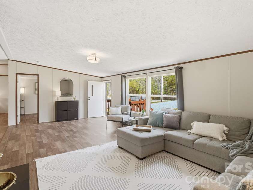 6094 Burnhurst Lane, Denver, NC 28037.  MLS# CAR4360913, YatesRealty ID 12454. 