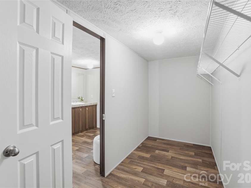 6094 Burnhurst Lane, Denver, NC 28037.  MLS# CAR4360913, YatesRealty ID 12454. 