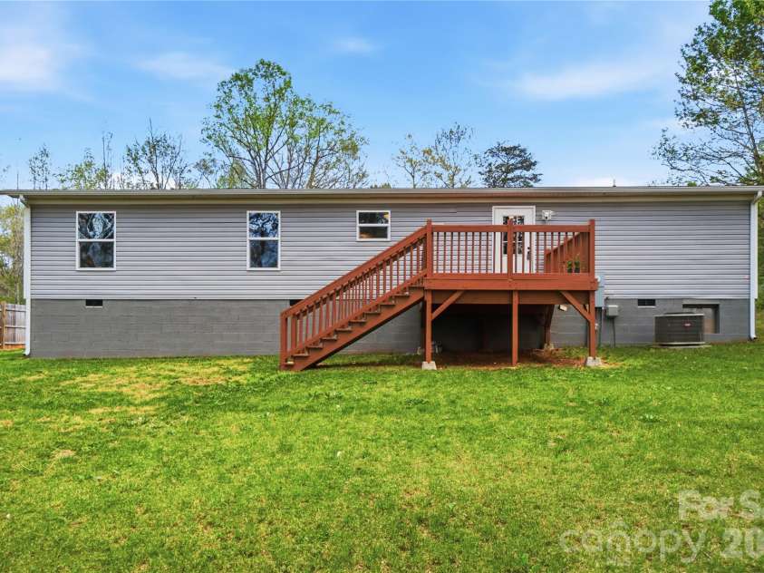 6094 Burnhurst Lane, Denver, NC 28037.  MLS# CAR4360913, YatesRealty ID 12454. 