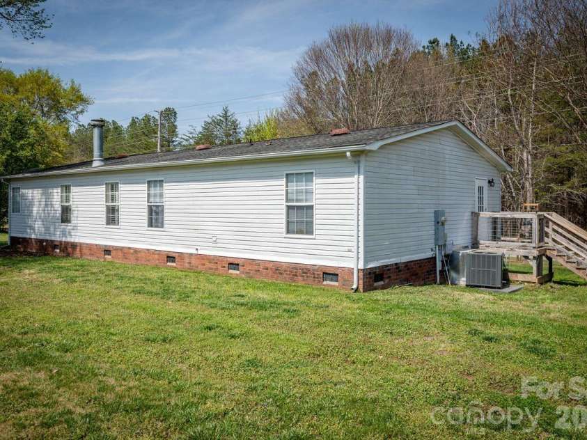 6532 Kidville Road, Denver, NC 28037.  MLS# CAR4350658, YatesRealty ID 12455. 